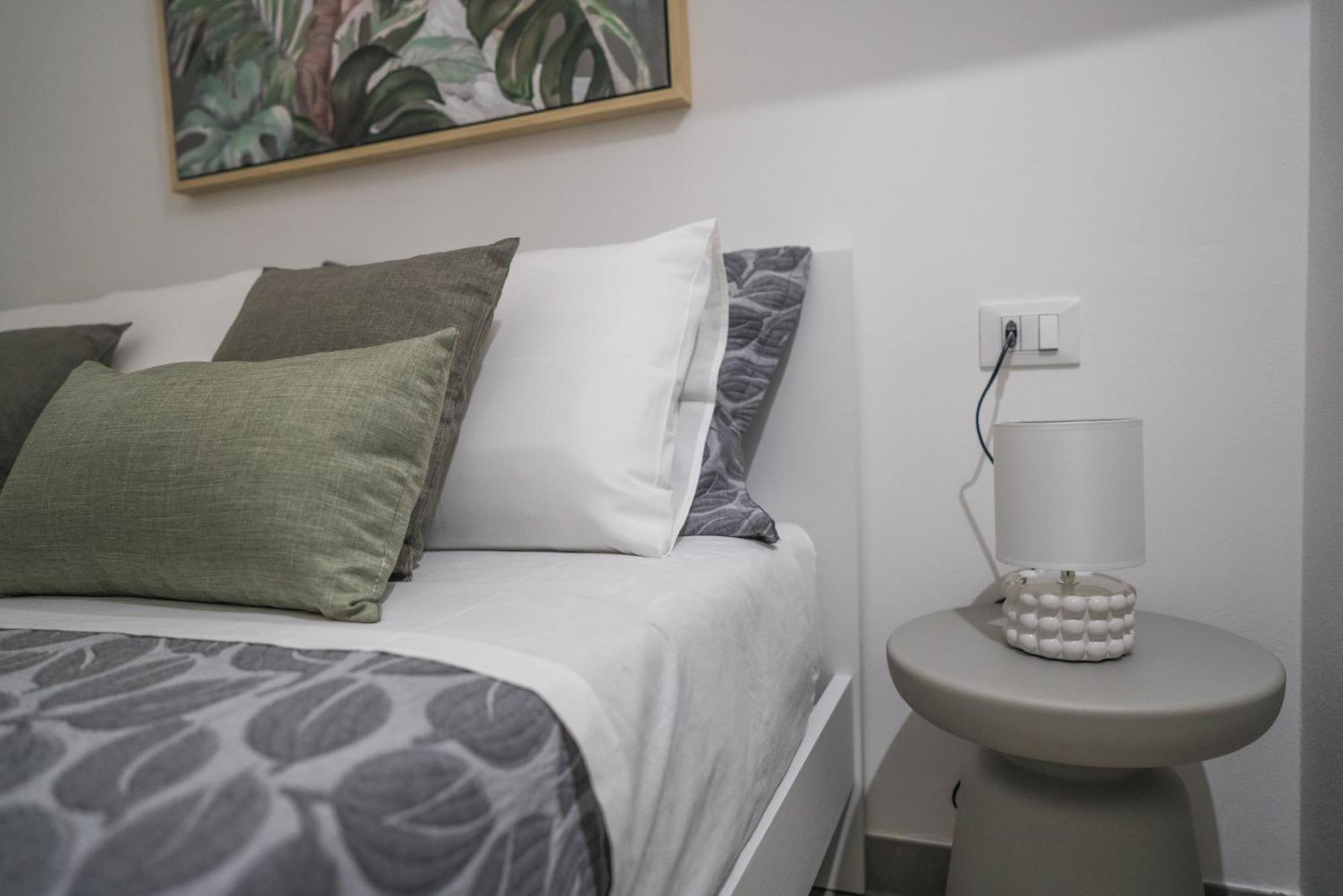 Casa Azzurra Rooms E Apartment テッラジーニ エクステリア 写真